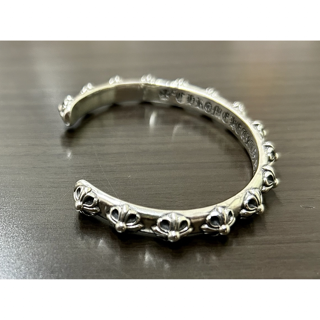 Chrome Hearts(クロムハーツ)のクロムハーツ　クロスバンドバングル メンズのアクセサリー(バングル/リストバンド)の商品写真