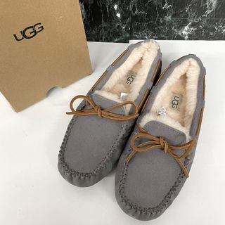 アグ(UGG)のUGG DAKOTA スリッポン7 24cm グレー(スリッポン/モカシン)