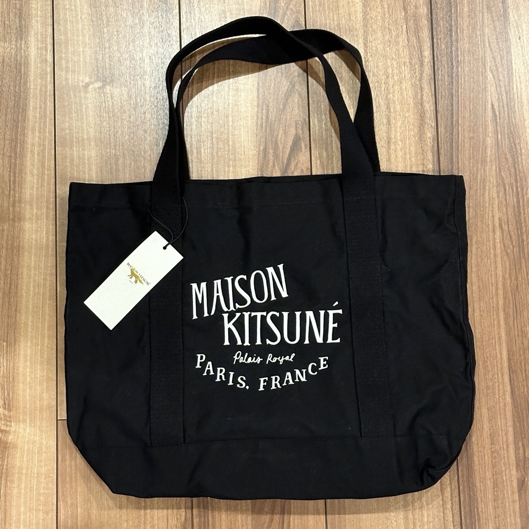 MAISON KITSUNE'(メゾンキツネ)のMAISON KITSUNE メゾンキツネ トートバッグ ブラック レディースのバッグ(トートバッグ)の商品写真