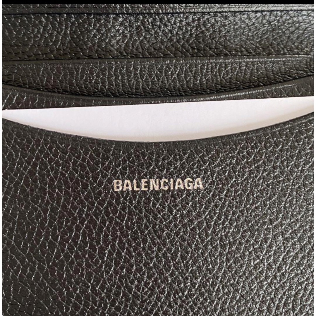 Balenciaga(バレンシアガ)の【新品】バレンシアガ Bロゴ カードケース 名刺入れ ブラック レザー 本革 黒 メンズのファッション小物(名刺入れ/定期入れ)の商品写真