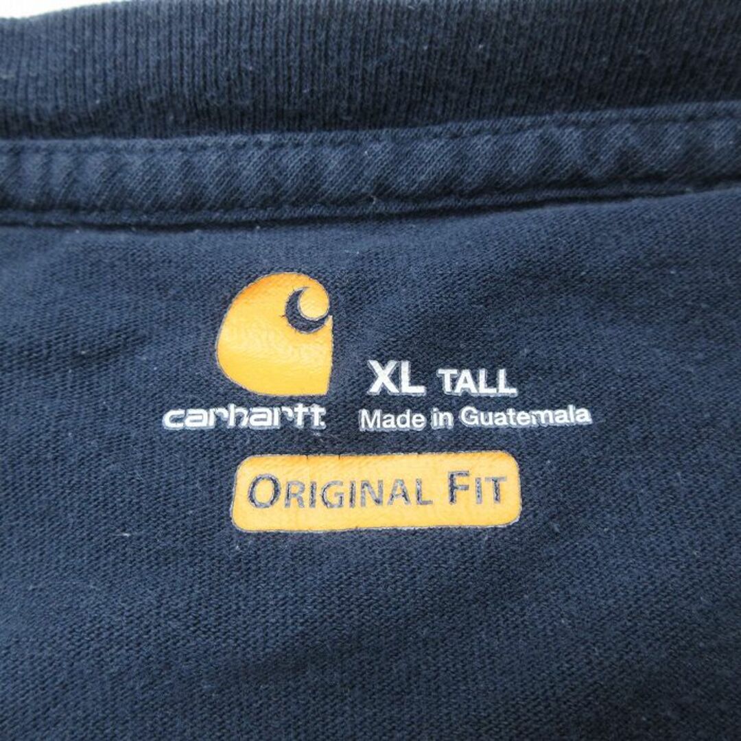 Charhartt WIP(カーハートダブリューアイピー)のXL★古着 カーハート Carhartt 長袖 Tシャツ メンズ ワンポイントロゴ 胸ポケット付き 大きいサイズ ロング丈 コットン ヘンリーネック 紺 ネイビー 23aug19 中古 メンズのトップス(Tシャツ/カットソー(半袖/袖なし))の商品写真