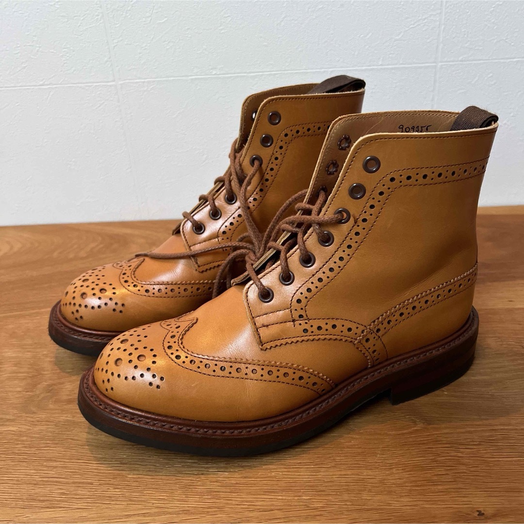 Trickers(トリッカーズ)のトリッカーズ　Tricker's ウィングチップ マロン　 22.5cm 未使用 レディースの靴/シューズ(ブーツ)の商品写真