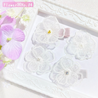 【FlowerꕤNo.04】ホワイトレースのお花♥全4種類♥各¥350(ファッション雑貨)