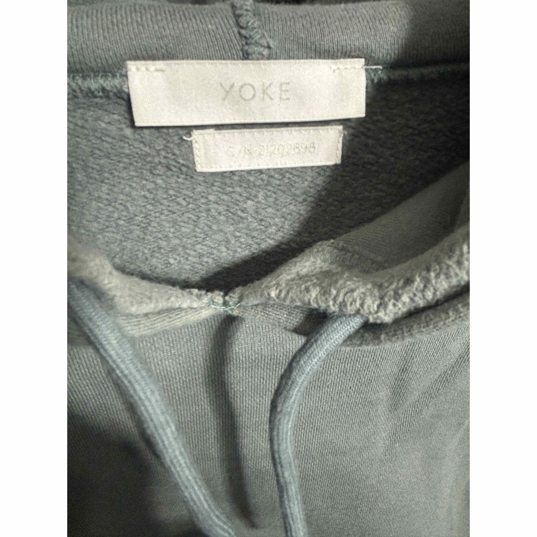 YOKE(ヨーク)のYOKE ヨークRESIZED WIDE HOODIE メンズのトップス(パーカー)の商品写真