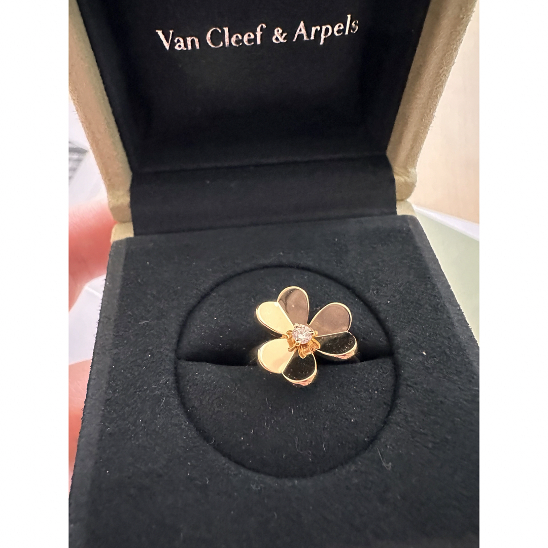 Van Cleef & Arpels(ヴァンクリーフアンドアーペル)の美品💕　ヴァンクリーフ&アーペル  フリヴォル　リング　49 レディースのアクセサリー(リング(指輪))の商品写真