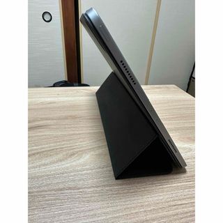 アイパッド(iPad)の12.9インチインチiPad Pro（第6世代）Smart keyboard(iPadケース)