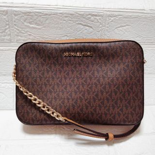 マイケルコース(Michael Kors)の美品　MICHAEL KORS　ショルダーバッグ　ブラウン　ロゴ　斜めがけ(ショルダーバッグ)