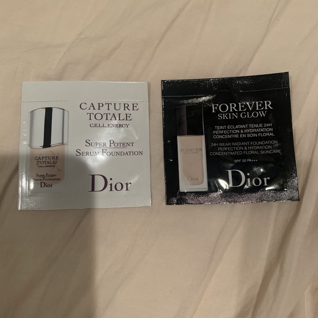 Dior(ディオール)のDior ファンデーション　ブレスレット　 カプチュール　フォーエバーグロウ レディースのアクセサリー(ブレスレット/バングル)の商品写真