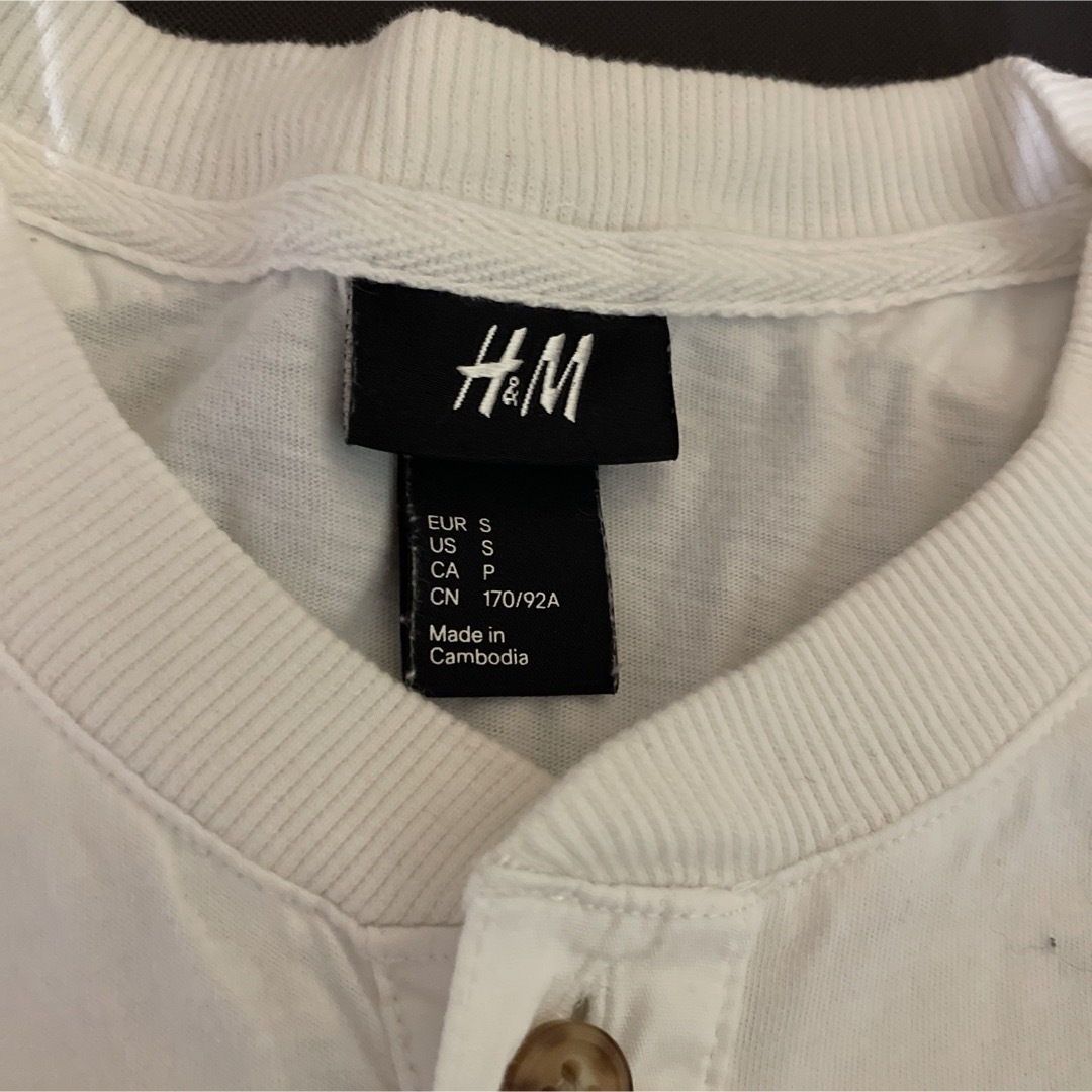 H&M(エイチアンドエム)のH&M Tシャツ メンズのトップス(Tシャツ/カットソー(半袖/袖なし))の商品写真