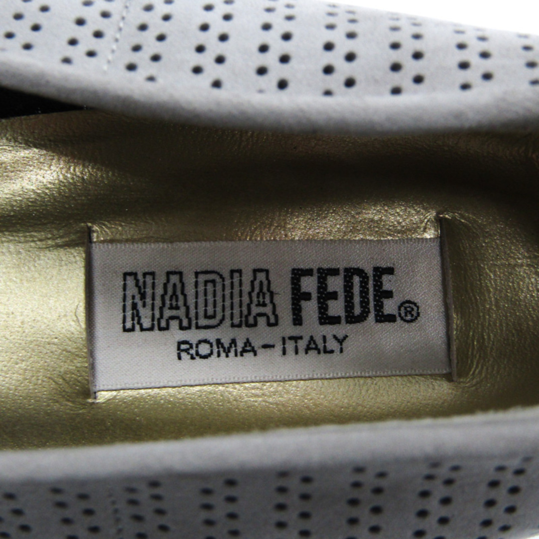 ナディアフェデ パンプス 未使用 イタリア製 パンチング ノンスリップ シューズ 靴 レディース 35.5サイズ ライトグレー nadia fede レディースの靴/シューズ(ハイヒール/パンプス)の商品写真