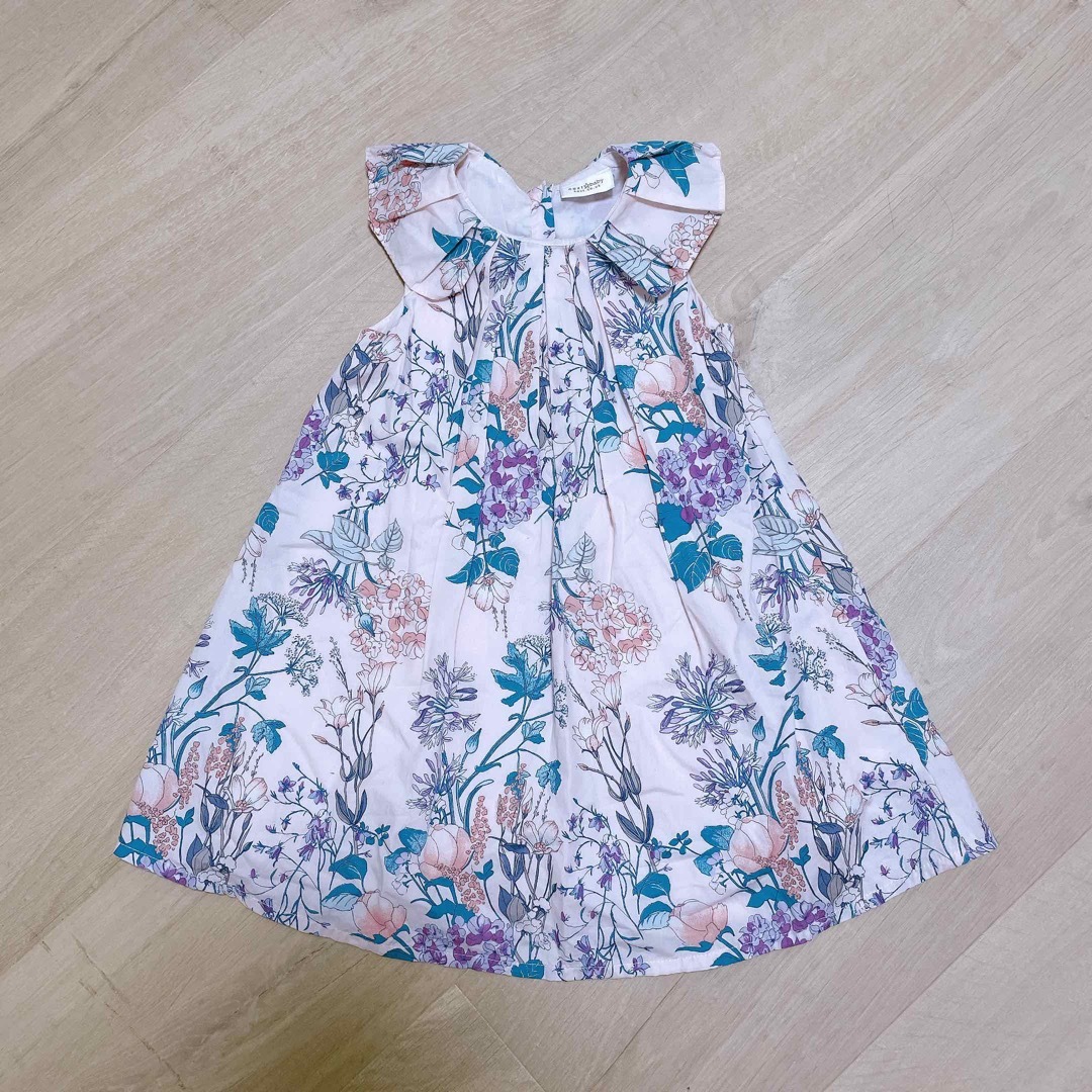 NEXT(ネクスト)の【セット】nextbaby ワンピース　カーディガン　92 花柄　アンサンブル キッズ/ベビー/マタニティのキッズ服女の子用(90cm~)(ワンピース)の商品写真