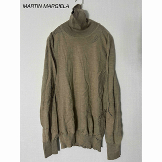 マルタンマルジェラ(Maison Martin Margiela)のMARTIN MARGIELA タートルニット　刺繍柄(ニット/セーター)