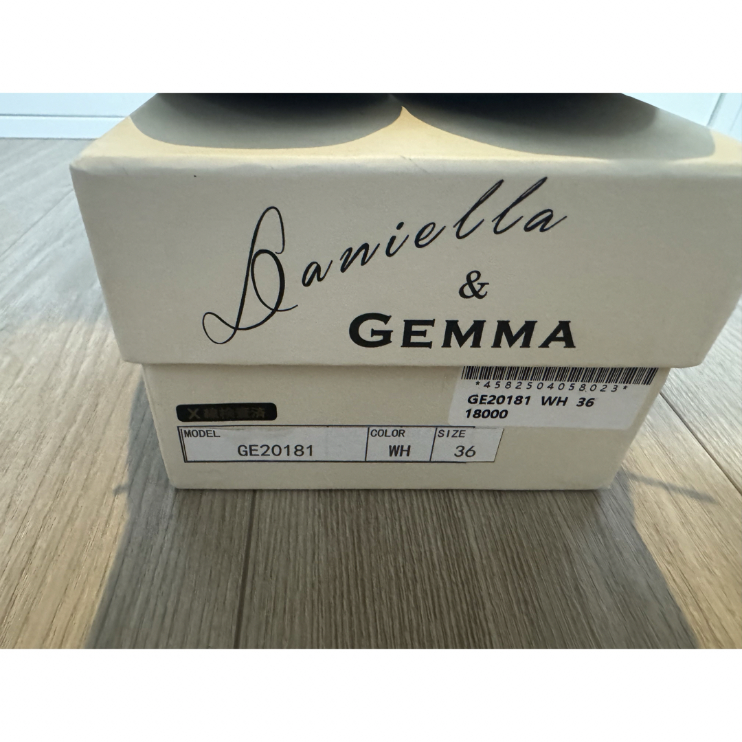 Daniella&GEMMA(ダニエラアンドジェマ)のDaniella & GEMMA ダニエラ＆ジェマ フラットシューズ レディースの靴/シューズ(ハイヒール/パンプス)の商品写真