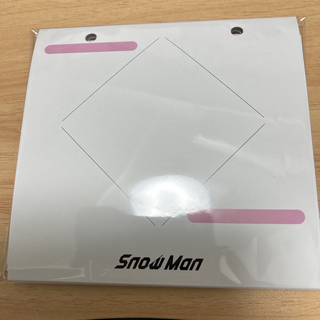 Snow Man(スノーマン)のSnow Man 3形態同時購入特典 2024カレンダー 未開封 エンタメ/ホビーのタレントグッズ(アイドルグッズ)の商品写真