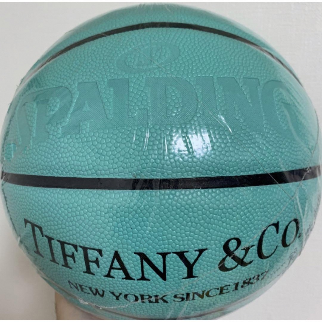 NIKE(ナイキ)のTiffany&Co バスケットボール　SPALDING バスケットボール7号 スポーツ/アウトドアのスポーツ/アウトドア その他(バスケットボール)の商品写真