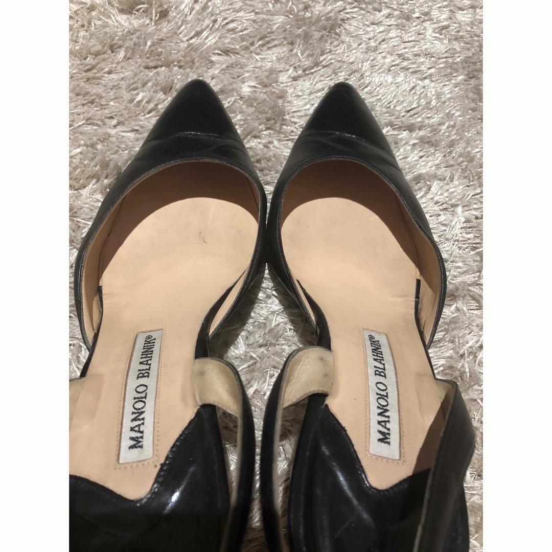 MANOLO BLAHNIK(マノロブラニク)のマノロブラニク　キャロリン　バックストラップパンプス　ヒール　38 レディースの靴/シューズ(ハイヒール/パンプス)の商品写真