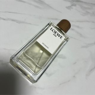 ロエベ(LOEWE)のロエベ 001 ウーマン オードゥ パルファム 100ml(香水(女性用))