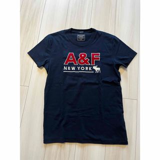 アバクロンビーアンドフィッチ(Abercrombie&Fitch)の匿名配送　Abercrombie&Fitch Tシャツ　半袖Tシャツ　カットソー(Tシャツ(半袖/袖なし))