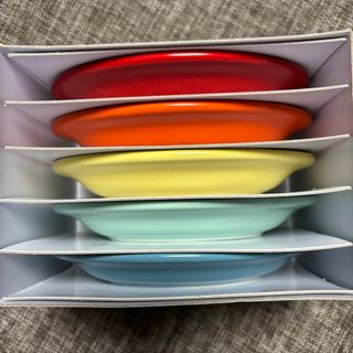 LE CREUSET - ル・クルーゼ ミニフラワープレート&箸置きセット