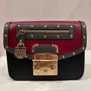 フルラ(Furla)のFURLA バッグ(ショルダーバッグ)