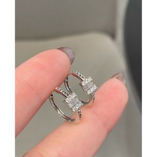 天然ダイヤモンドピアス0.28ct　k18(ピアス)