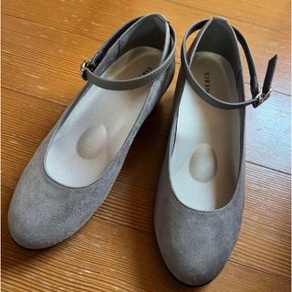 【BENEBIS ベネビス】レディース　パンプス　21.5センチ　新品(ハイヒール/パンプス)