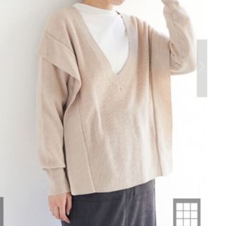 ショコラフィネローブ(chocol raffine robe)の新品未使用 ショコラフィネローブ chocol raffine Vネックニット(ニット/セーター)