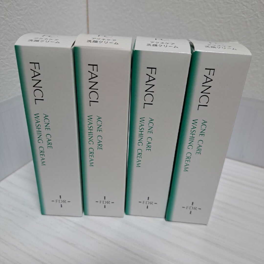 FANCL(ファンケル)のファンケルアクネケア洗顔クリームb コスメ/美容のスキンケア/基礎化粧品(洗顔料)の商品写真