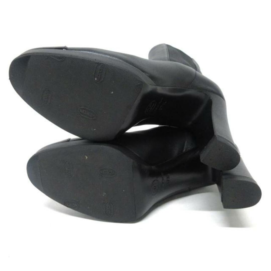 CHANEL(シャネル)のシャネル ショートブーツ 37 1/2美品  - 黒 レディースの靴/シューズ(ブーツ)の商品写真