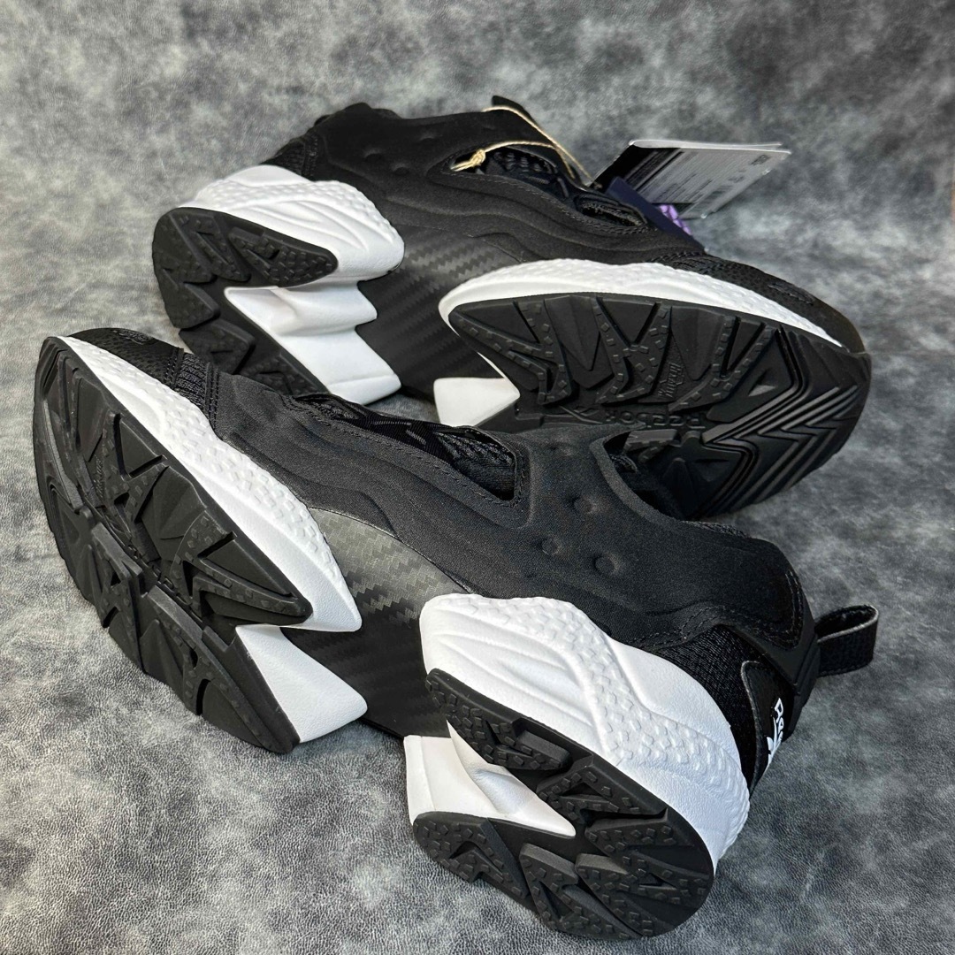 INSTAPUMP FURY（Reebok）(インスタポンプフューリー)の【新品】リーボック インスタポンプフューリー95 26cm ゴアブラック メンズの靴/シューズ(スニーカー)の商品写真