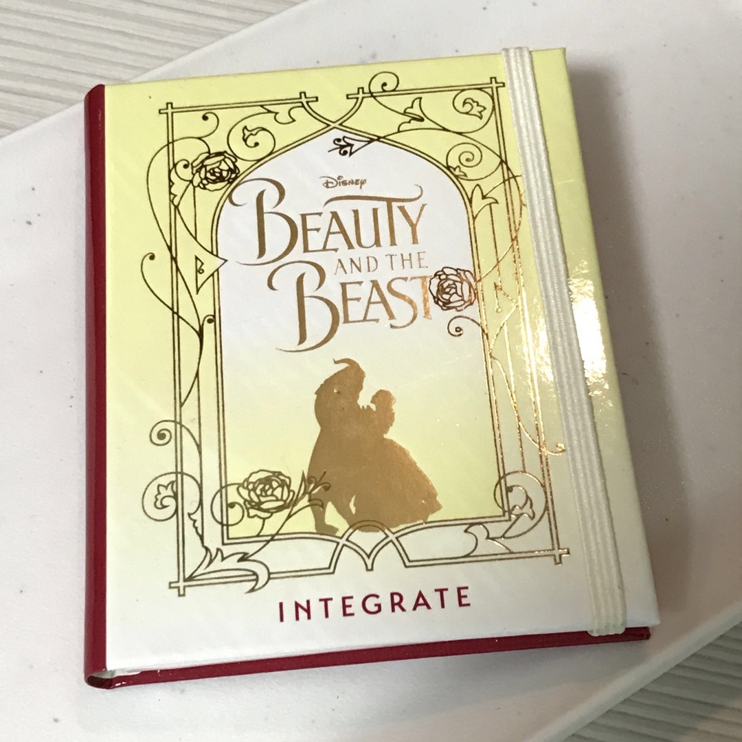 INTEGRATE(インテグレート)のインテグレート🥀アイシャドウブック20 コスメ/美容のベースメイク/化粧品(アイシャドウ)の商品写真