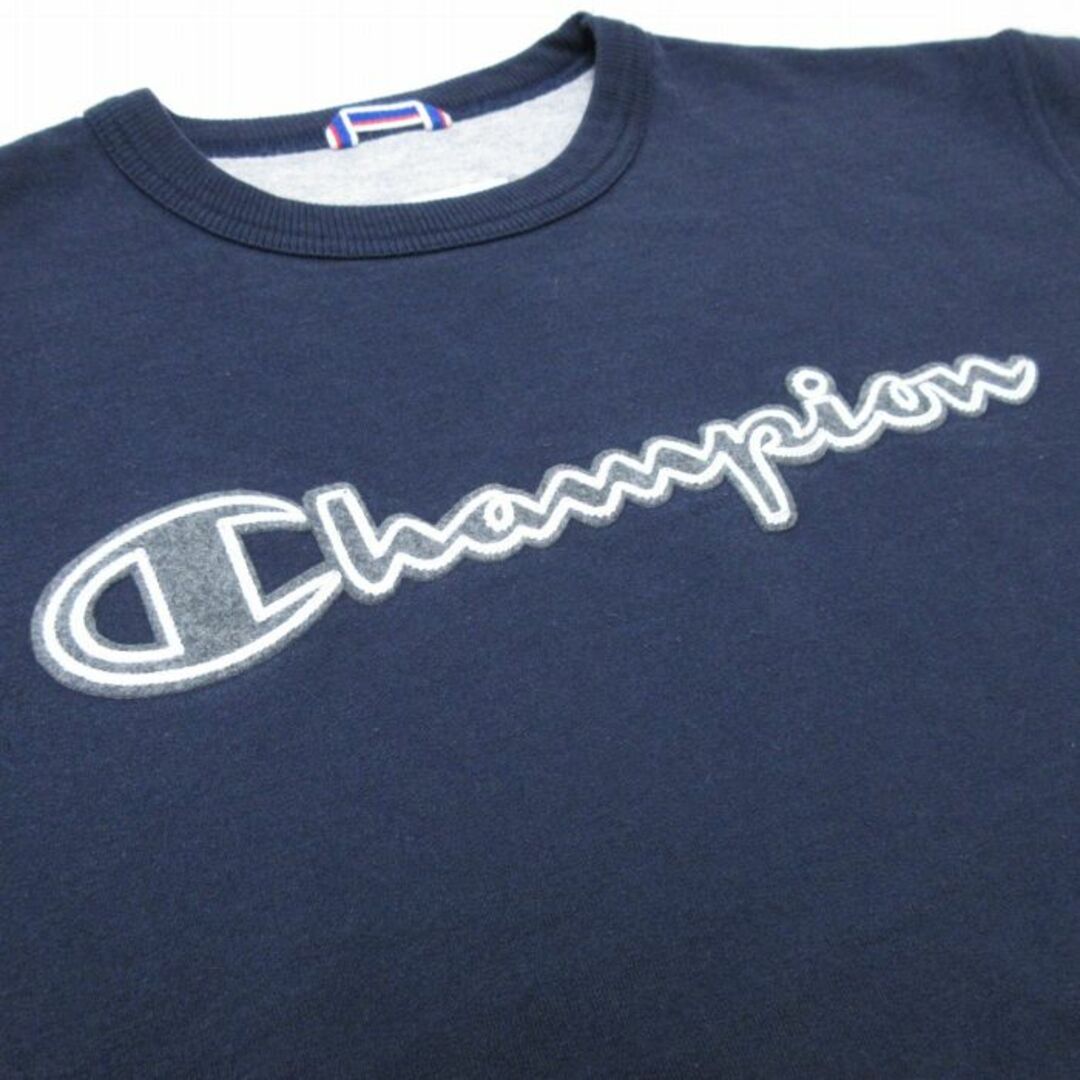 Champion(チャンピオン)のL★古着 チャンピオン Champion 長袖 スウェット メンズ ビッグロゴ 刺繍 クルーネック 紺 ネイビー 23sep04 中古 スエット トレーナー トップス メンズのトップス(パーカー)の商品写真