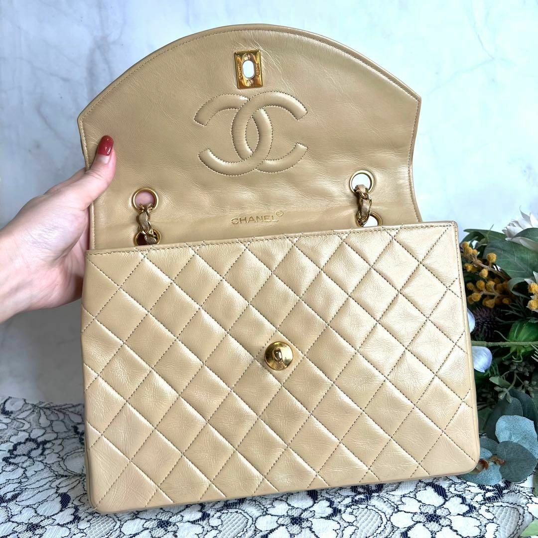 CHANEL(シャネル)のCHANEL シャネル【美品】ビンテージ マトラッセ チェーンショルダーバッグ レディースのバッグ(ショルダーバッグ)の商品写真