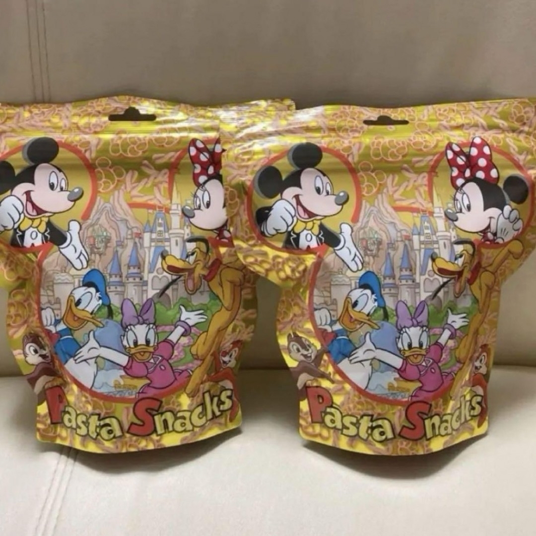 Disney(ディズニー)の東京 ディズニー リゾート パスタスナック 2個 食品/飲料/酒の食品(菓子/デザート)の商品写真