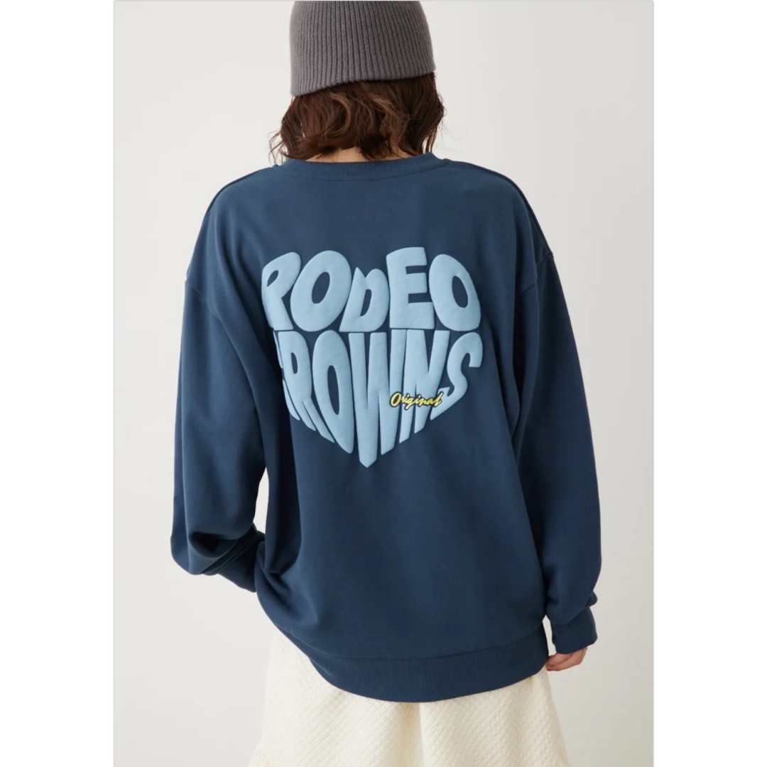 RODEO CROWNS WIDE BOWL(ロデオクラウンズワイドボウル)のロデオ ★Heart logoスウェットトップス（ネイビー） レディースのトップス(トレーナー/スウェット)の商品写真