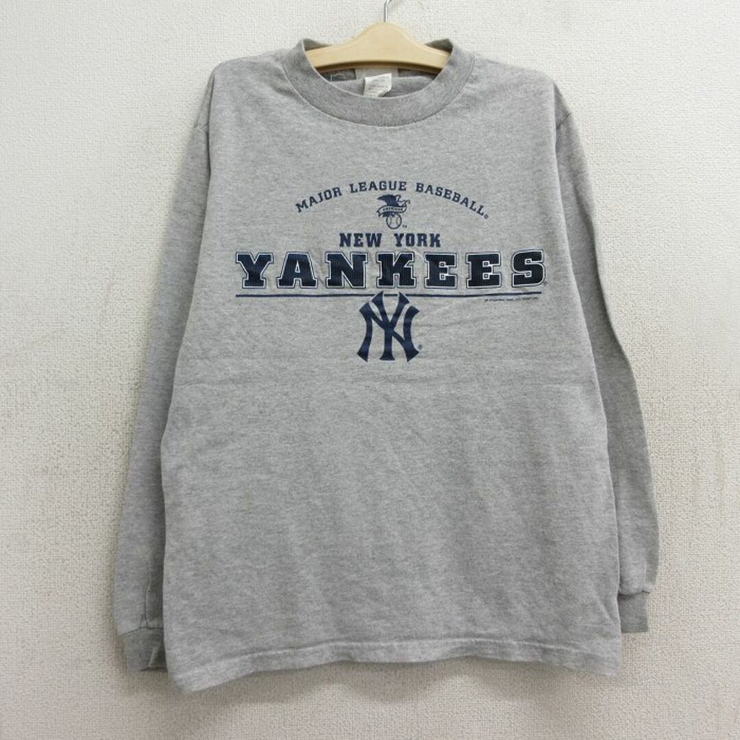 Lee(リー)の古着 リー Lee 長袖 ビンテージ Tシャツ キッズ ボーイズ 子供服 00年代 00s MLB ニューヨークヤンキース クルーネック グレー 霜降り メジャーリーグ ベースボール 野球 23sep06 キッズ/ベビー/マタニティのベビー服(~85cm)(シャツ/カットソー)の商品写真