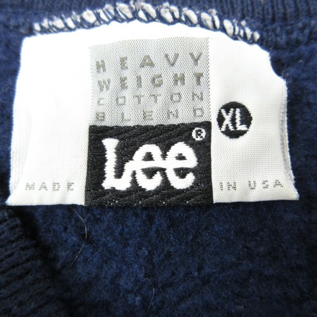 Lee(リー)のL★古着 リー Lee 長袖 スウェット メンズ 90年代 90s 鳥 松 ワシ 刺繍 クルーネック USA製 濃紺 ネイビー 【spe】 23sep09 中古 スエット トレーナー トップス メンズのトップス(パーカー)の商品写真