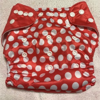 ディズニー(Disney)の新品☆ミニーちゃん　赤水玉模様柄 布おむつカバー(ベビーおむつカバー)