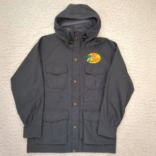 エディーバウアー(Eddie Bauer)のEddie Bauer ロクヨンクロス マウンテンパーカー ワッペン 黒タグ(マウンテンパーカー)