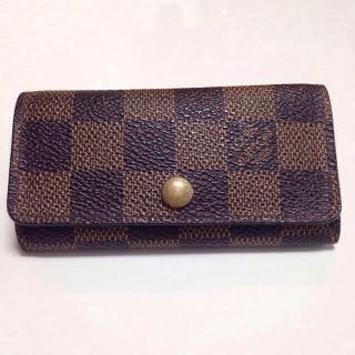 ルイヴィトン(LOUIS VUITTON)のヴィトン☆キーケース ダミエ(キーホルダー)