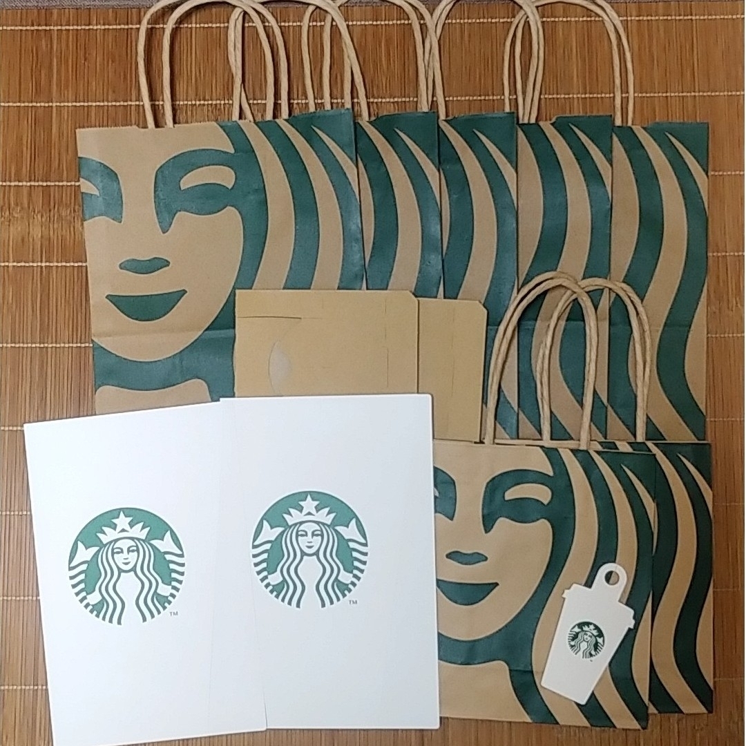 Starbucks(スターバックス)のスターバックス エンタメ/ホビーのコレクション(印刷物)の商品写真