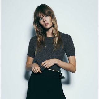 ザラ(ZARA)のZARA グレー　半袖ニット　新品未使用(ニット/セーター)