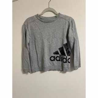 アディダス(adidas)のキッズ　トレーナー　グレー　adidas 130 男の子(Tシャツ/カットソー)