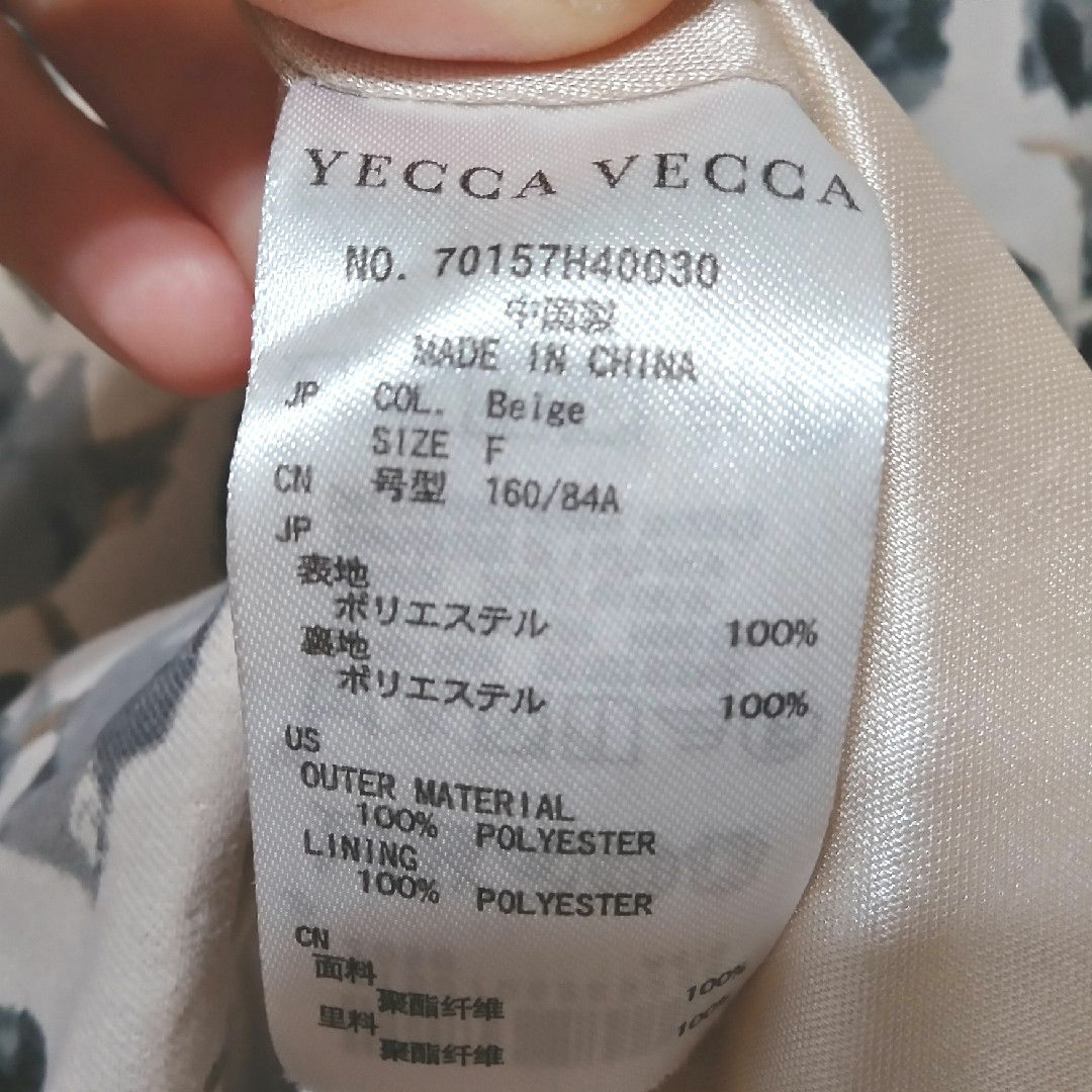 YECCA VECCA(イェッカヴェッカ)の美品 イェッカヴェッカ ワンピース 長袖 フラワー レディースのワンピース(ひざ丈ワンピース)の商品写真