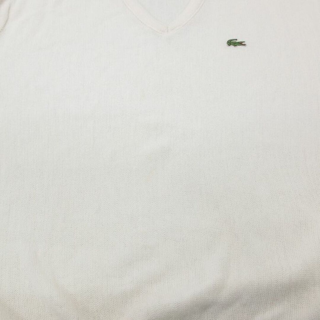 LACOSTE(ラコステ)のXL★古着 ラコステ LACOSTE IZOD 長袖 ブランド セーター メンズ 90年代 90s ワンポイントロゴ アクリル Vネック USA製 白 ホワイト 23oct11 中古 ニット トップス メンズのトップス(ニット/セーター)の商品写真