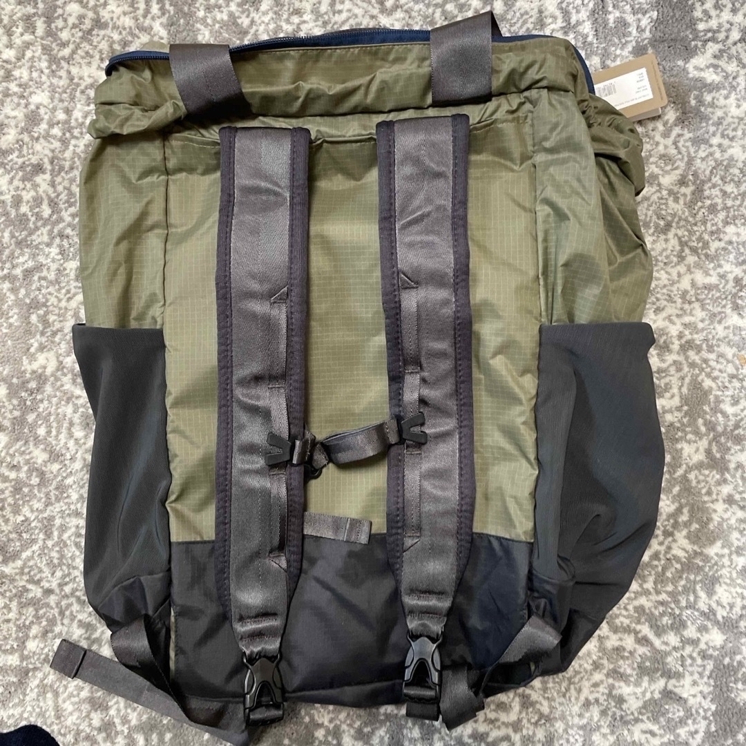 patagonia(パタゴニア)のpatagonia ウルトラライト・ブラックホール・トート・パック 27L 48 レディースのバッグ(トートバッグ)の商品写真