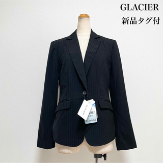 グラシア(GLACIER)の【新品タグ付】GLACIER ジャケット 黒 ストライプ 仕事 入学式 卒業式(テーラードジャケット)