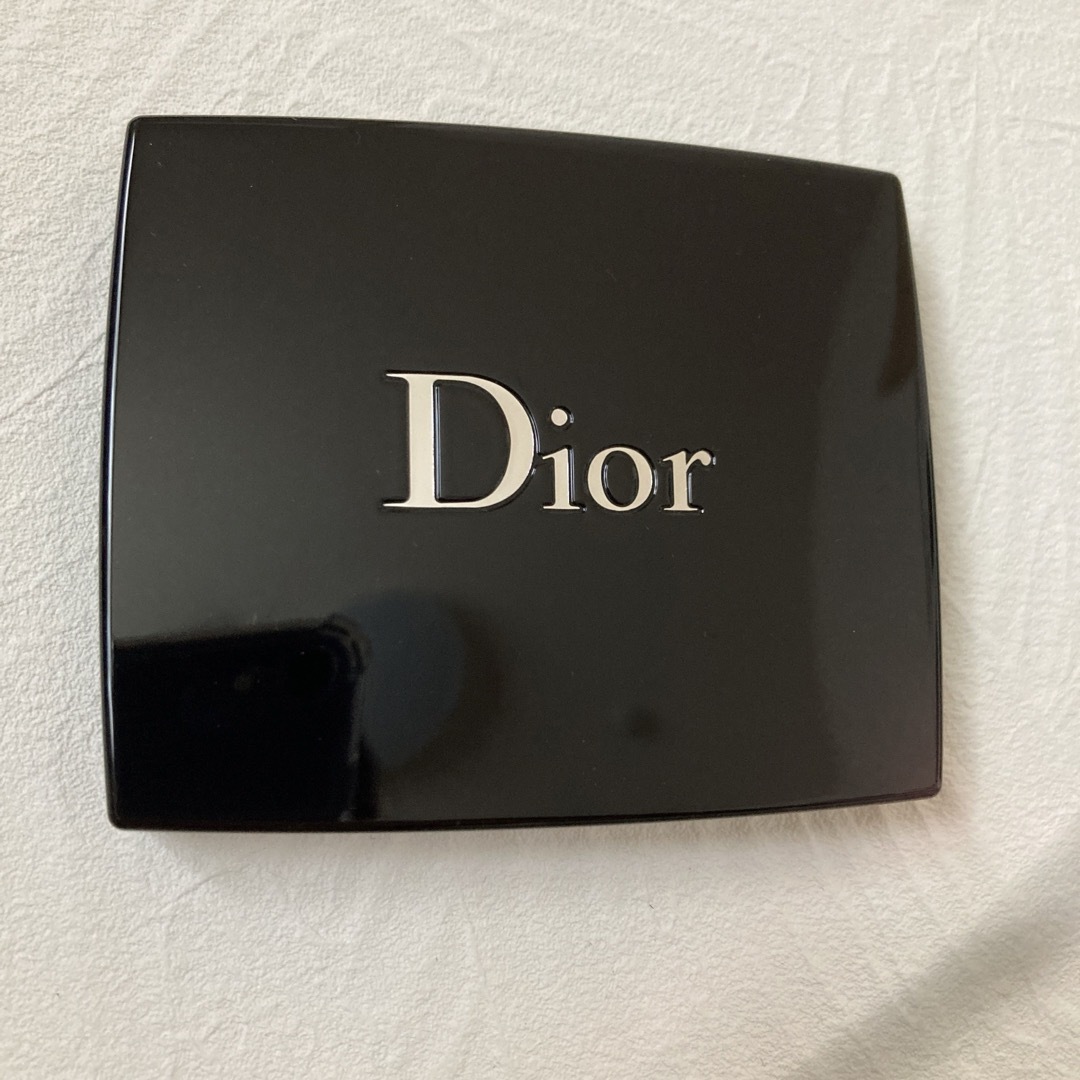 Christian Dior(クリスチャンディオール)のディオール　アイシャドウ コスメ/美容のベースメイク/化粧品(アイシャドウ)の商品写真