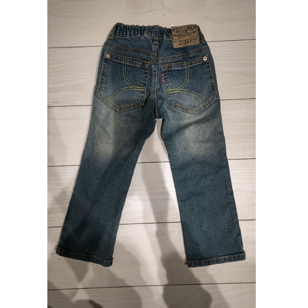 F.O.KIDS(エフオーキッズ)の【新品】タグ付き エフオーキッズ 10分丈 デニム パンツ 男の子 100 キッズ/ベビー/マタニティのキッズ服男の子用(90cm~)(パンツ/スパッツ)の商品写真