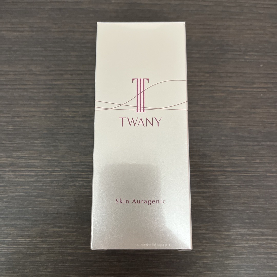 TWANY(トワニー)のトワニー スキンオーラジェニック 30ml 【新品未開封】 コスメ/美容のスキンケア/基礎化粧品(美容液)の商品写真